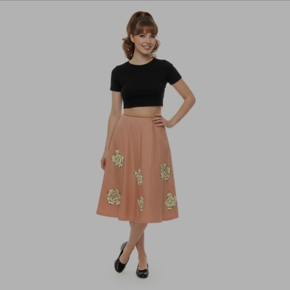 Vintage Dresses & Skirts - Gorgeous Vintage Beaded Pink Flower Skirt. Large.